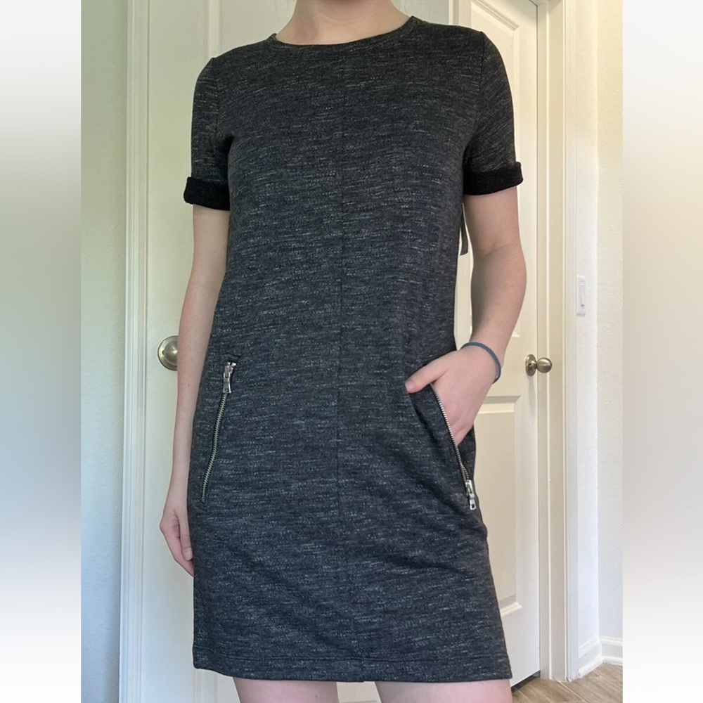 Gap Women’s Black Marled Knit Pullover With Zipper Pockets Dress